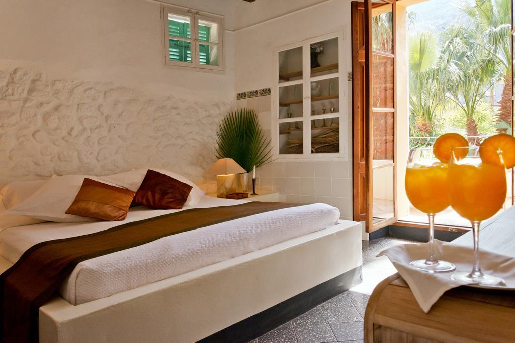 Hotel Can Roses Soller Phòng bức ảnh